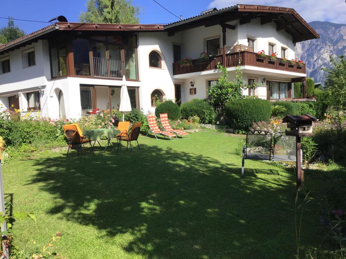 Komfortable Ferienwohnung mit herrlicher Aussicht Sautens Exterior foto