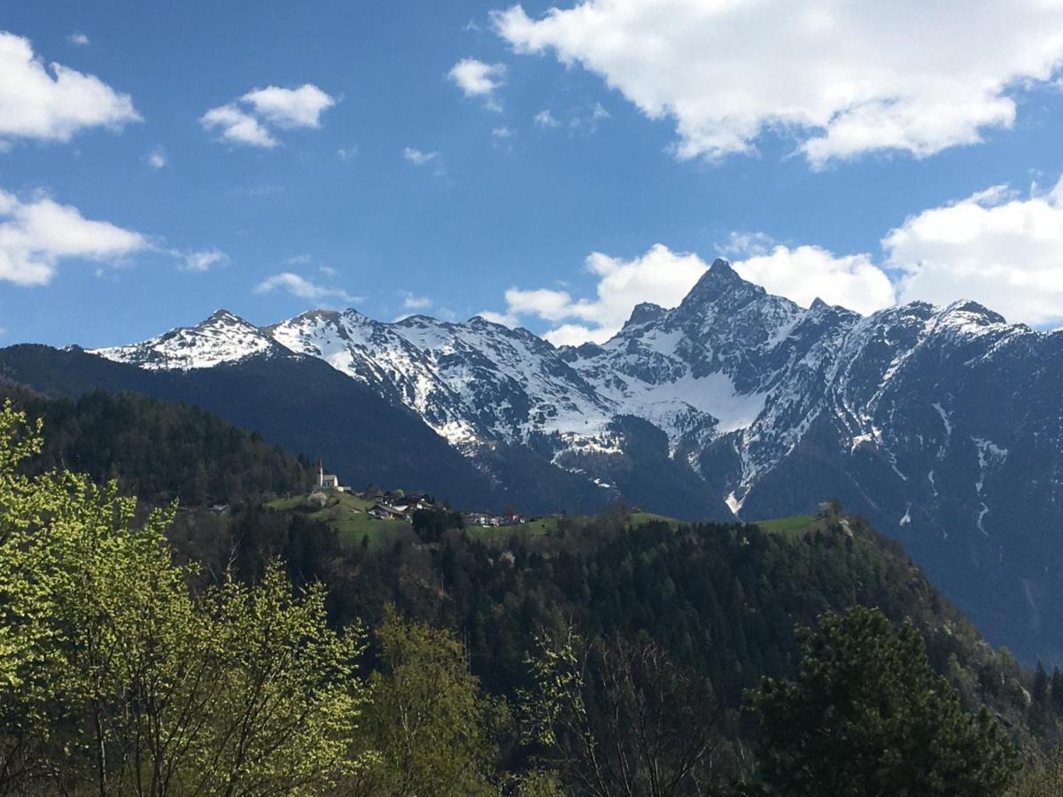 Komfortable Ferienwohnung mit herrlicher Aussicht Sautens Exterior foto